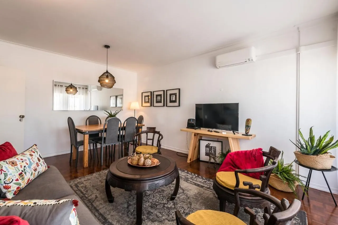 Tranquila Vista T3 Apartment Portimao